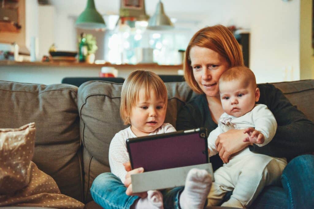 Single Parent Mortgages image